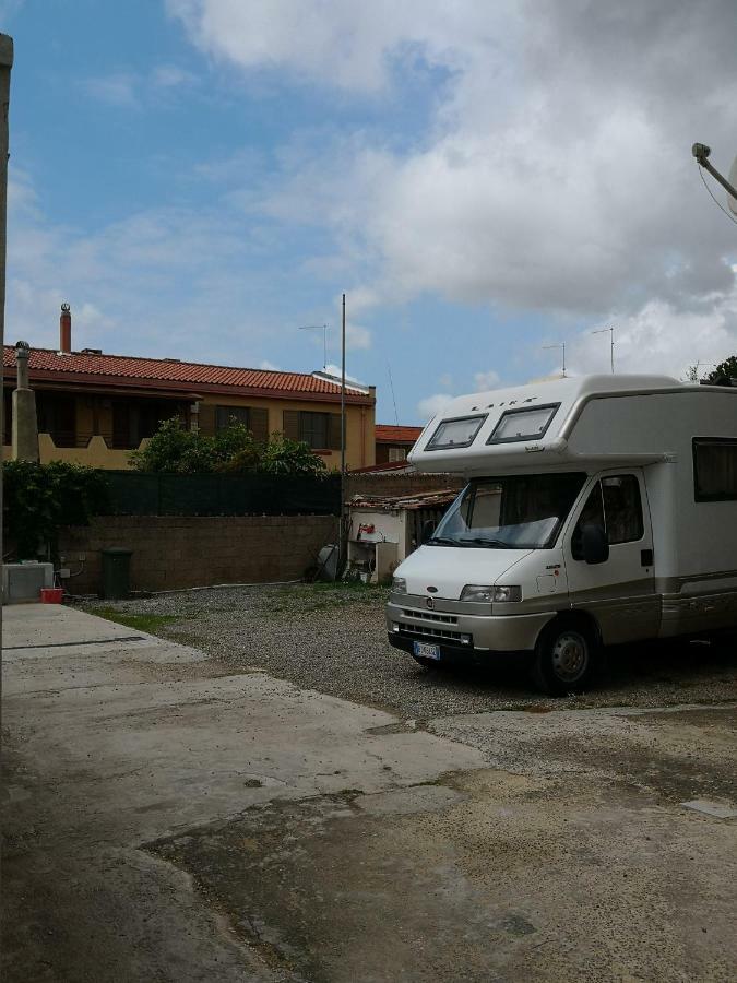 شقة A Casa Di Rossano E Rossella كاربونيا المظهر الخارجي الصورة